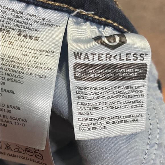 Levi's 720 high rise super skinny Women's Dark Blue Straight Leg Jeans 16 w - Picture 9 of 9